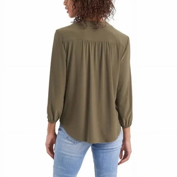 Two by Vince Camuto | Army Olive Green V-Neck Blouse Top, XXL - Picture 4 of 8